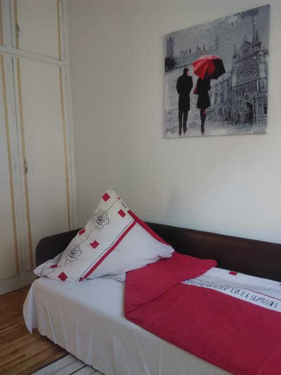 Anna Apartmanok Pécs Esterno foto