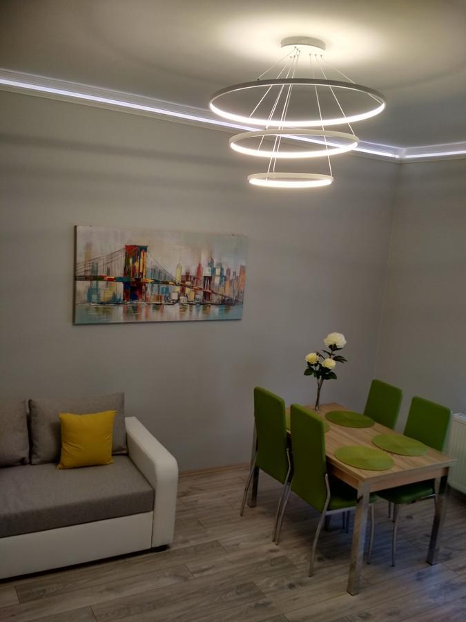 Anna Apartmanok Pécs Esterno foto
